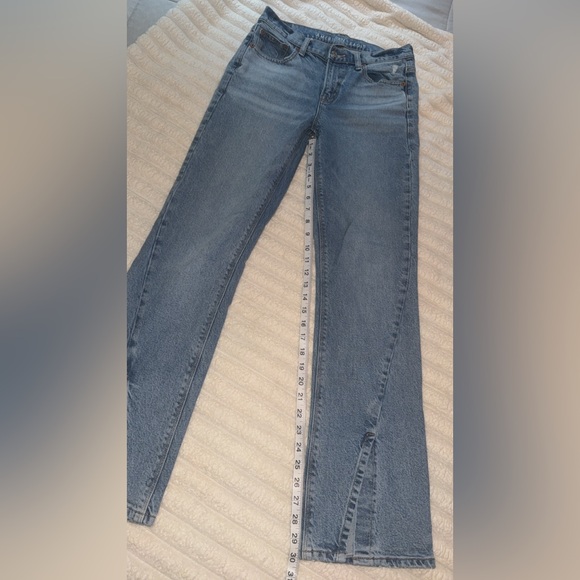 👖 American Eagle Straight Jeans w/ Slit Hem – Size 2 👖 - Picture 8 of 8